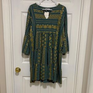 Elegant Teal and Gold Patterned Long Sleeve Dress